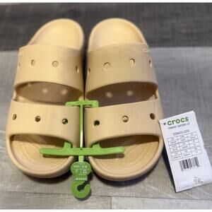 NEW Crocs Classic Sandal V2 Beige Women’s Size 8 Men’s 6 Lightweight Slip-On